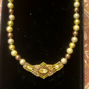 Heidi Daus’s “Masterful Marquis” necklace